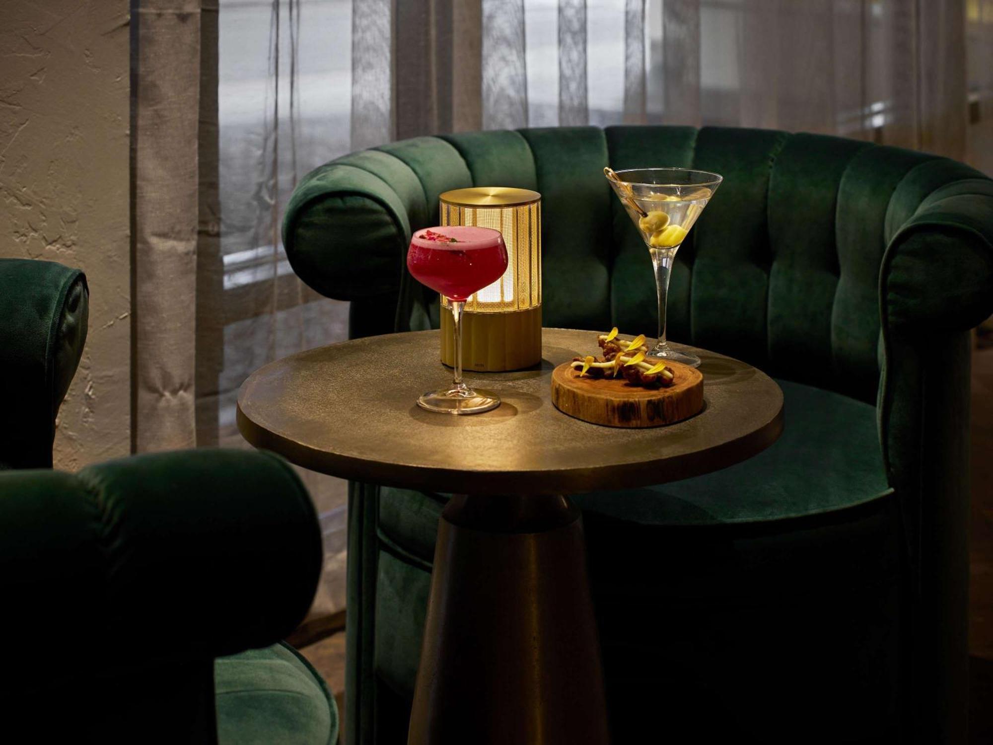 The Playford Adelaide - Mgallery Exterior foto The bar at the London Edition